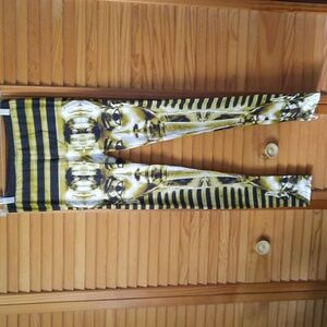 Legging Army NWT Sublimation Series Golden Tomb Leggings One Size 3-9